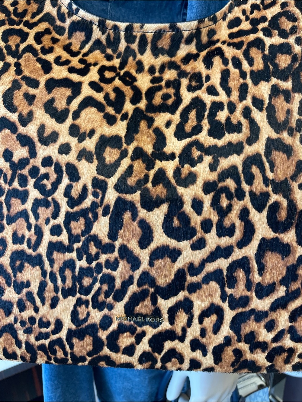 Michael Kors Nolita Large Leopard Print Calf Hair Hobo Shoulder Bag
NWT - Picture 8 of 16